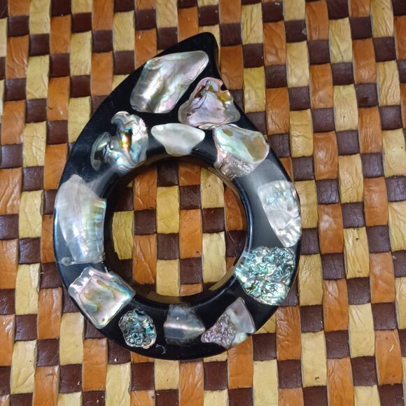 Mid Century Wondermold Industries USA Vintage Abalone Resin Trivet Hot Plate - Picture 1 of 1